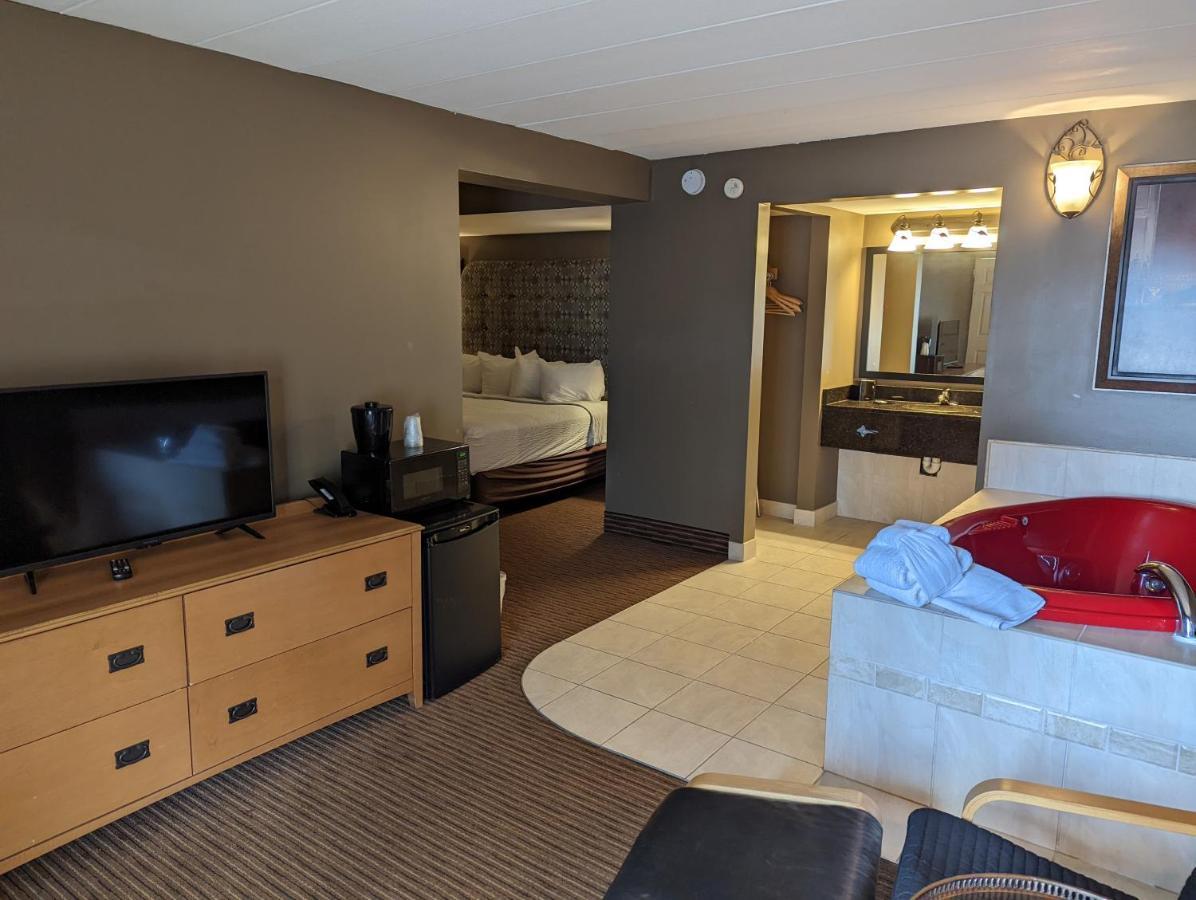 Days Inn By Wyndham Birch Run Extérieur photo