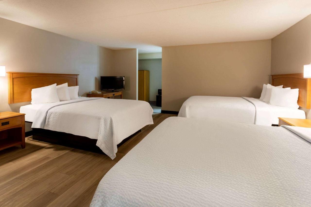 Days Inn By Wyndham Birch Run Extérieur photo